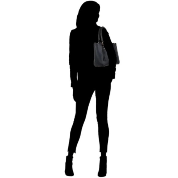 Cute Vegan Leather Tote with Tassel EUC ❤️ - Picture 4 of 5